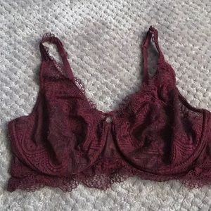 Gillian & O’Malley Lace Bra in Size M